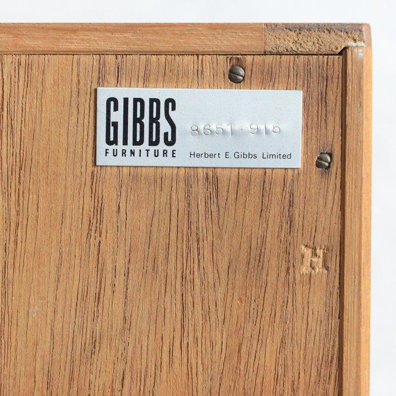 Herbert E. Gibbs ガラスキャビネット 59