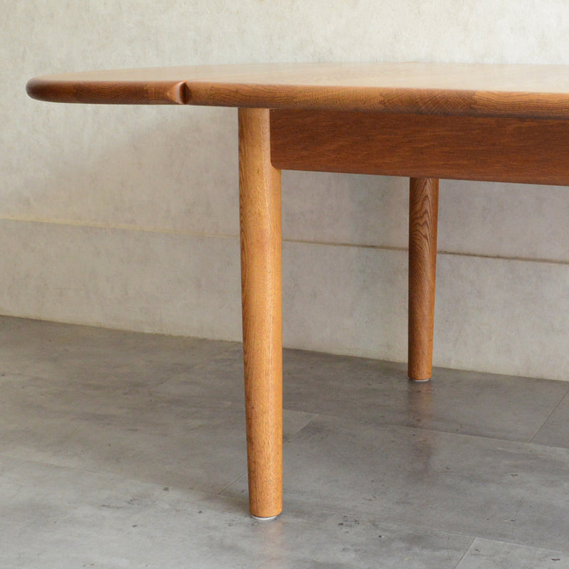 Hans J. Wegner GE82/85 拡張式オークローテーブル8-49