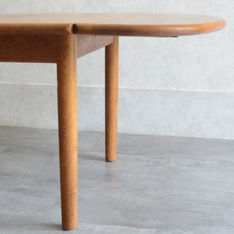 Hans J. Wegner GE82/85 拡張式オークローテーブル8-49