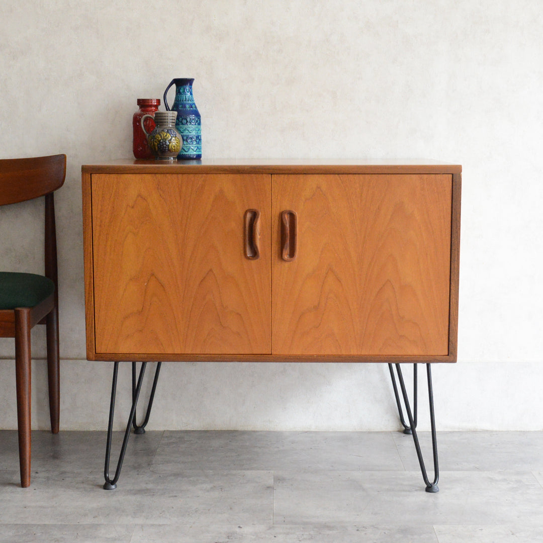 G-PLAN ジープラン Fresco キャビネット 64(アイアンレッグ )