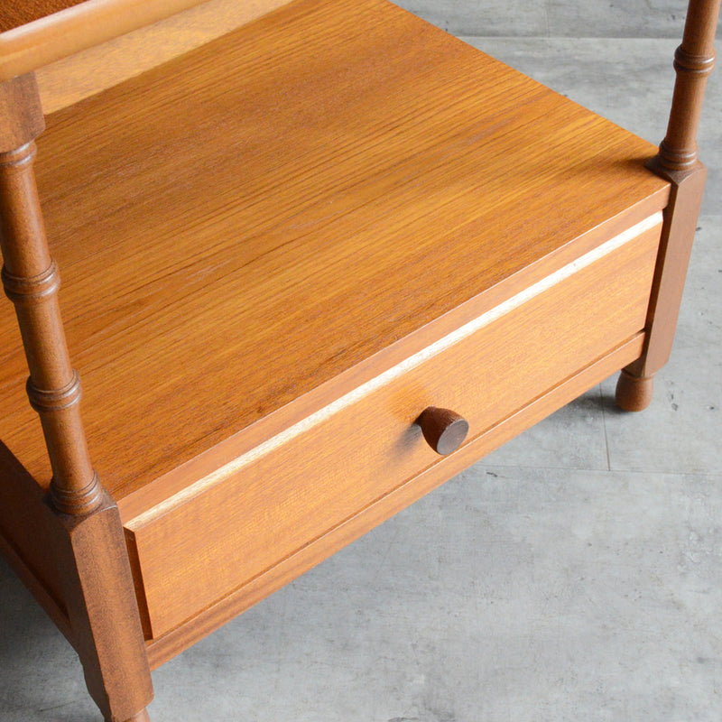 Parker Knoll (Nathan) サイドテーブル37(抽斗付)