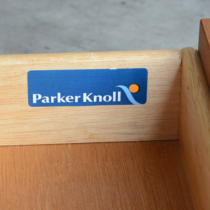 Parker Knoll (Nathan) サイドテーブル37(抽斗付)