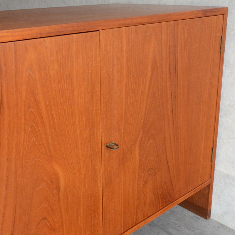 Hans J. Wegner RY15キャビネット 5-143