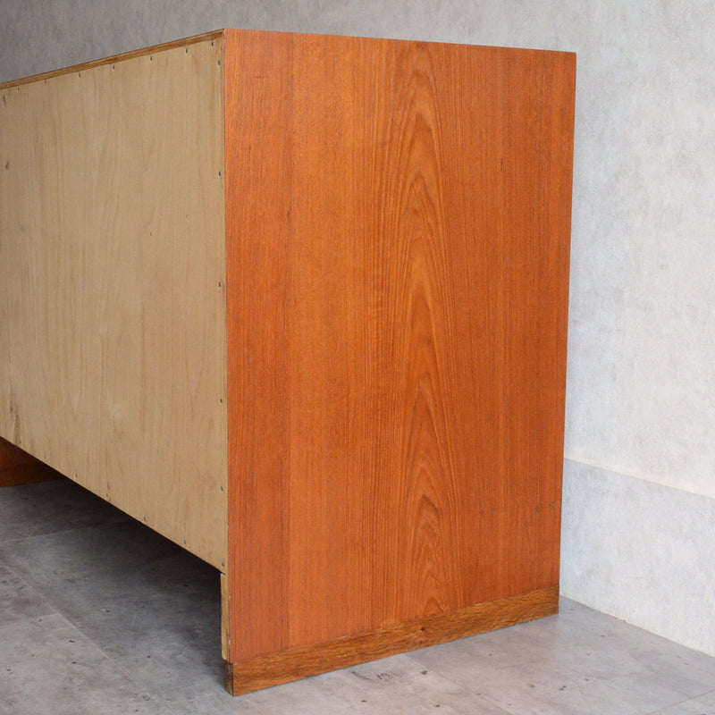 Hans J. Wegner RY15キャビネット 5-143