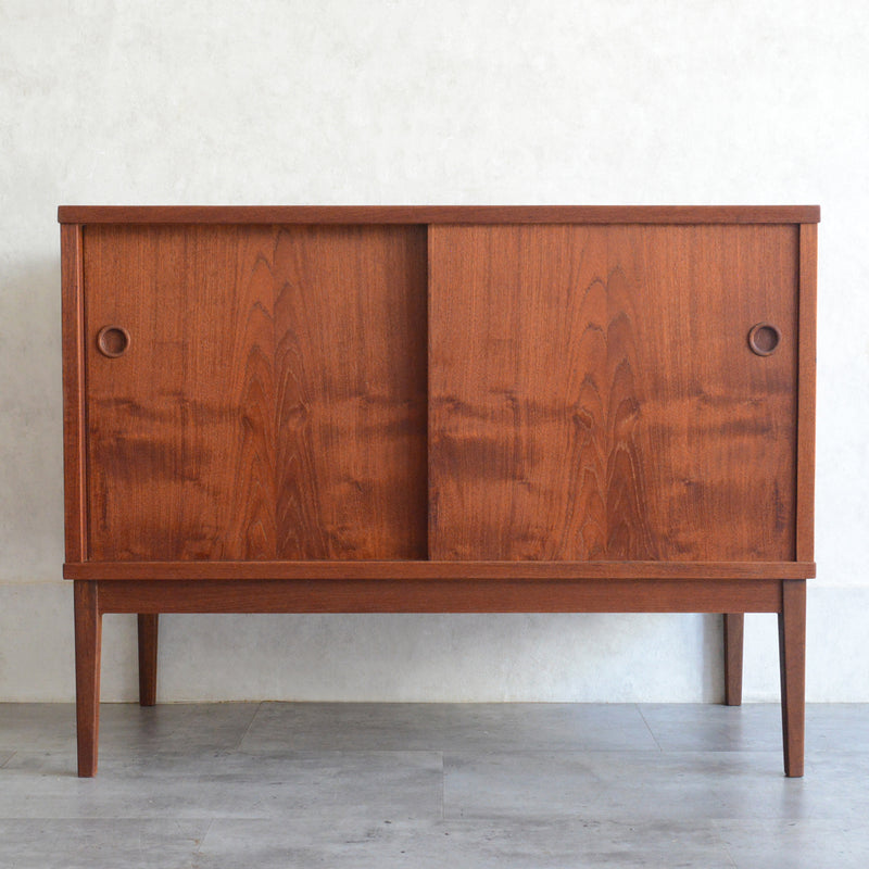 デンマーク ヴィンテージ チーク キャビネット/サイドボード 3-62