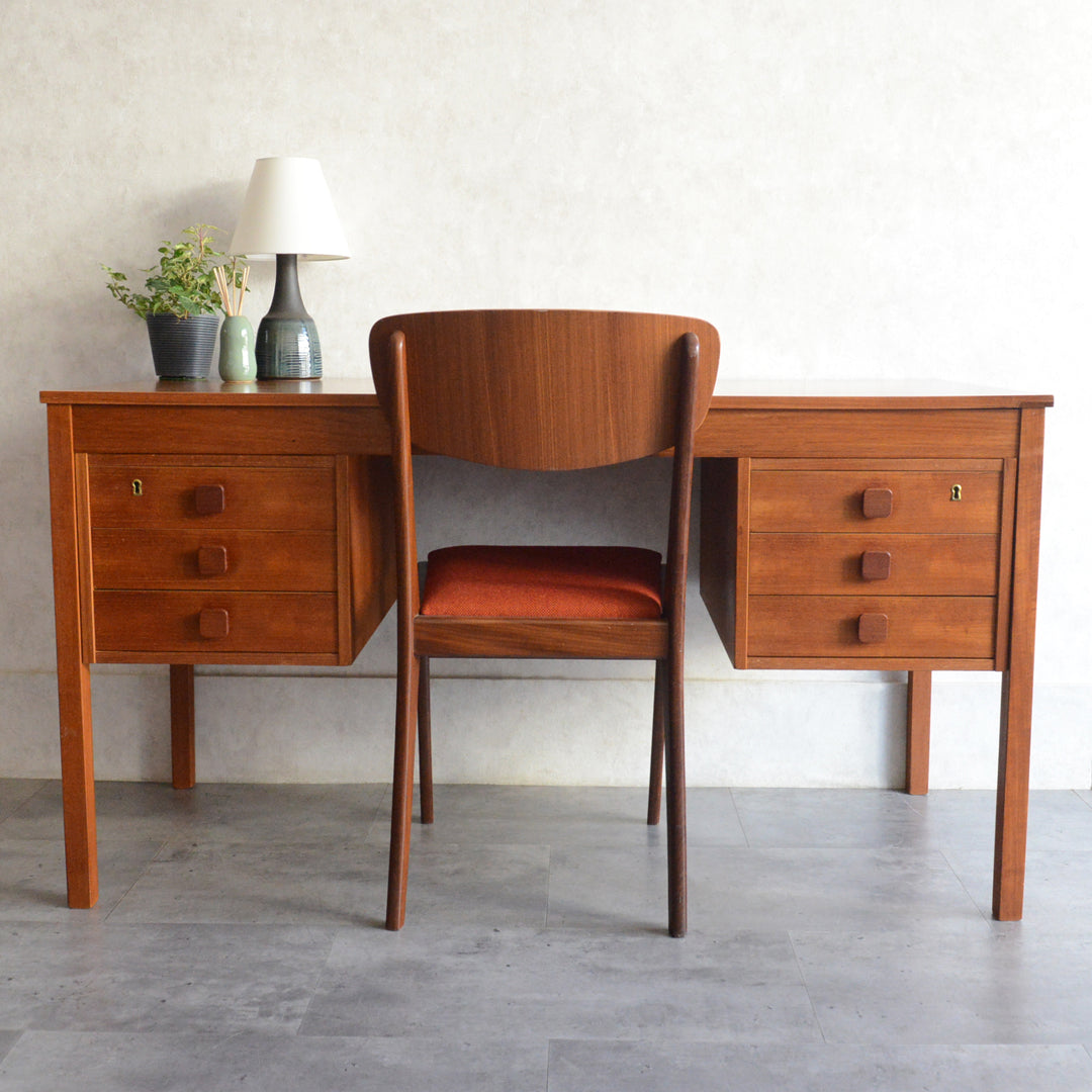 Domino mobler デンマークヴィンテージ チークデスク 8-67