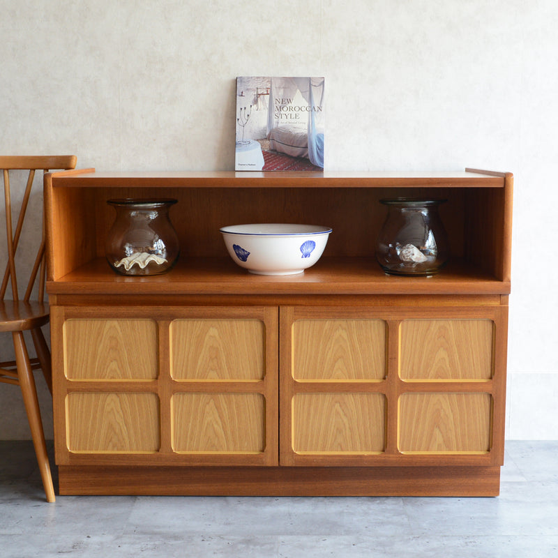 Nathan (Parker knoll) ネイサン キャビネット 26 AVボード テレビ台