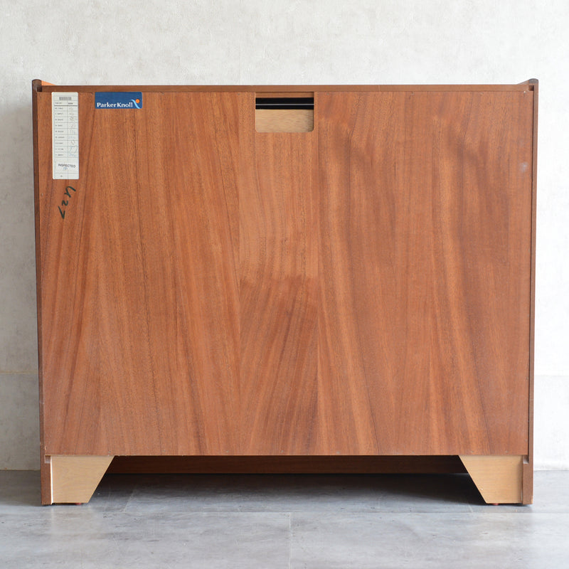 Nathan ネイサン (Parker Knoll)キャビネット 30