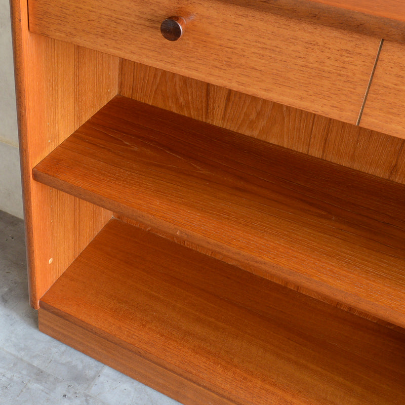 Nathan ネイサン (Parker Knoll)キャビネット 30