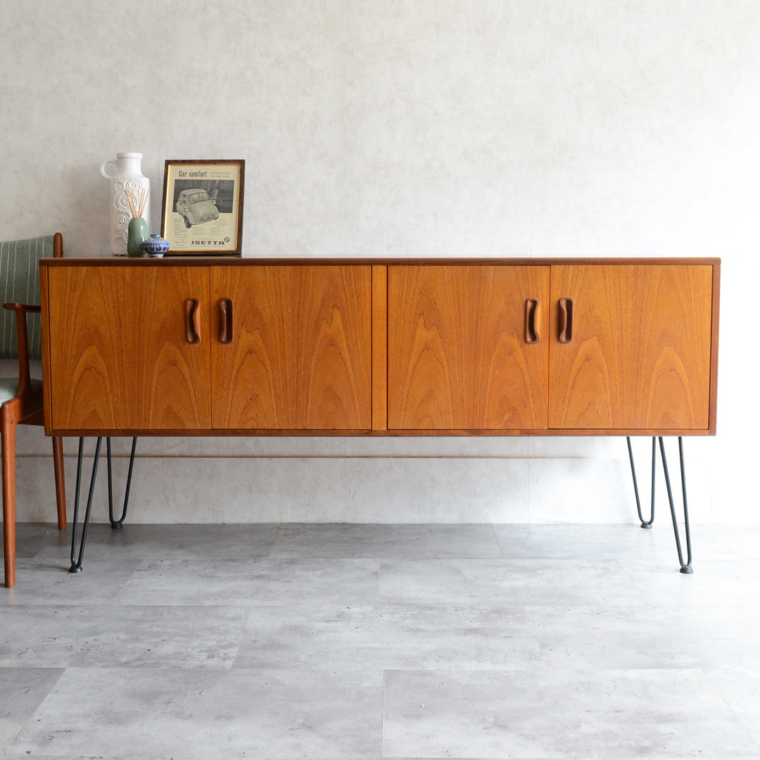 89123☆G-PLAN Fresco サイドボード チーク 鉄脚 アイアン