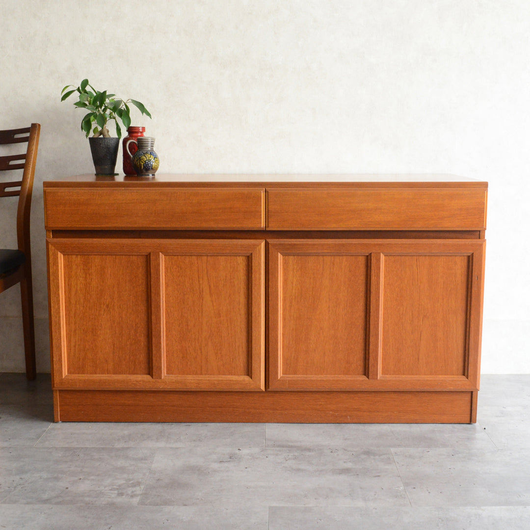 サイドボード – Rowan.inc