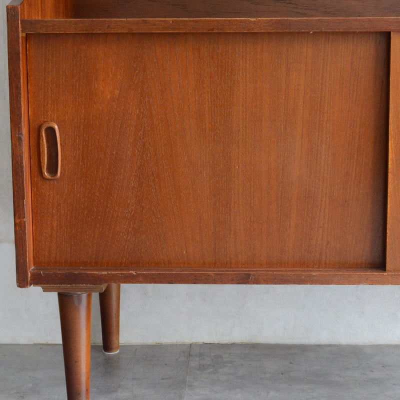 ミッドセンチュリー ヴィンテージ ハイサイドボード/カップボード 09（天板剥離再塗装済）