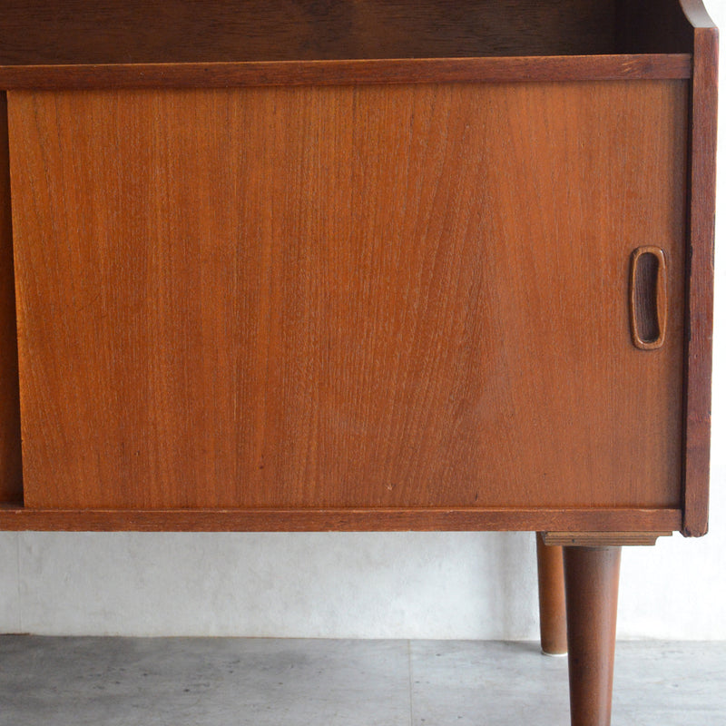 ミッドセンチュリー ヴィンテージ ハイサイドボード/カップボード 09（天板剥離再塗装済）