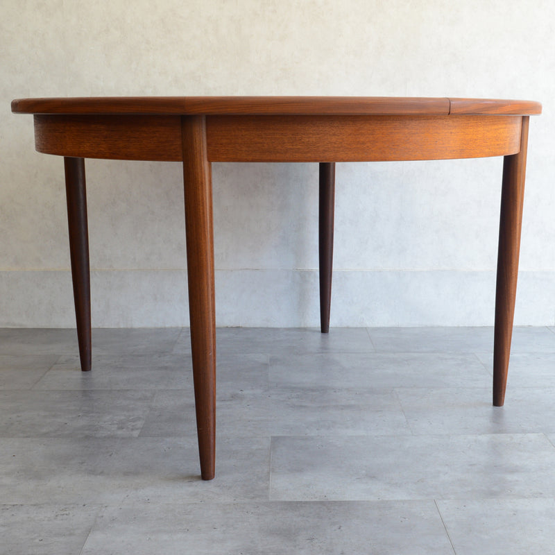 Y様見学ご予約品　 G-PLAN ジープラン　エクステンション ラウンドテーブル78(天板剥離再塗装）