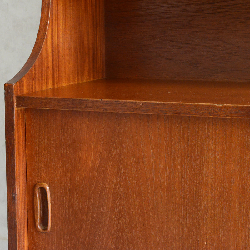 ミッドセンチュリー ヴィンテージ ハイサイドボード/カップボード 09（天板剥離再塗装済）