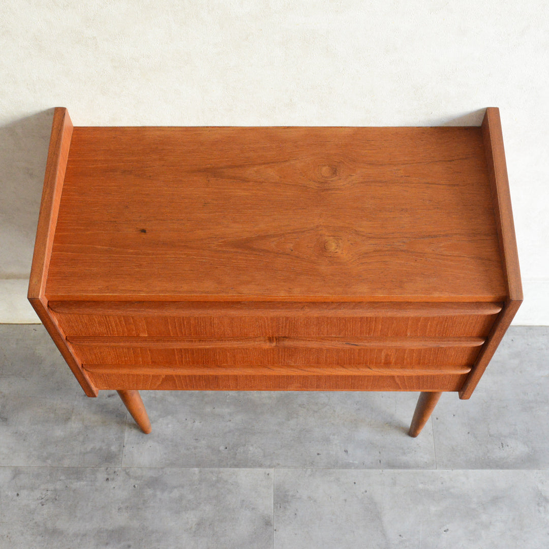 デンマーク ヴィンテージ  チーク３段スモールチェスト5-130