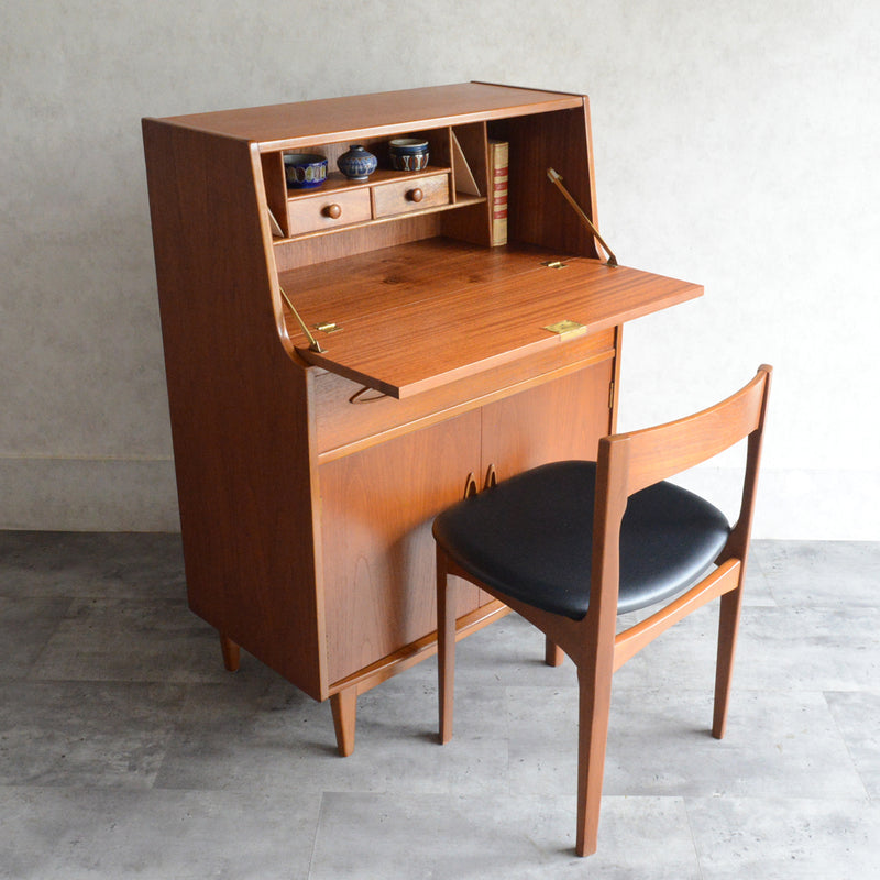 Jentique  ジェンティーク　ビューロー　17(鍵付）