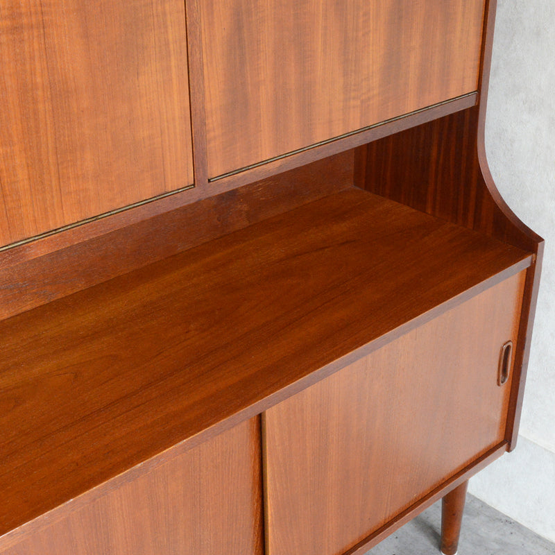 ミッドセンチュリー ヴィンテージ ハイサイドボード/カップボード 09（天板剥離再塗装済）