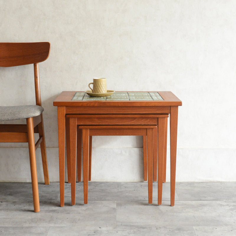 デンマーク タイルトップ ネストテーブル 8-53