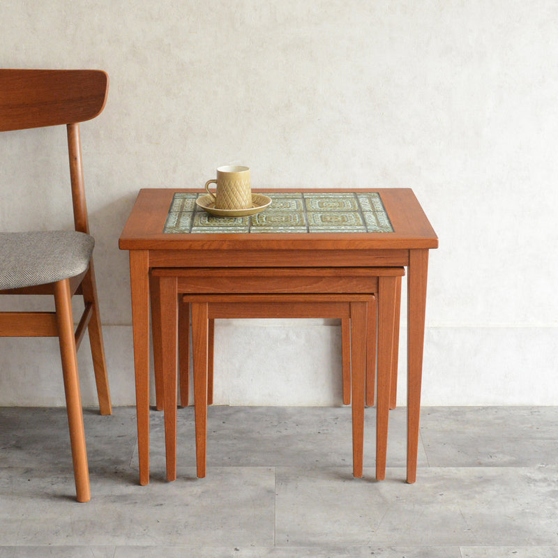 デンマーク タイルトップ ネストテーブル 8-53