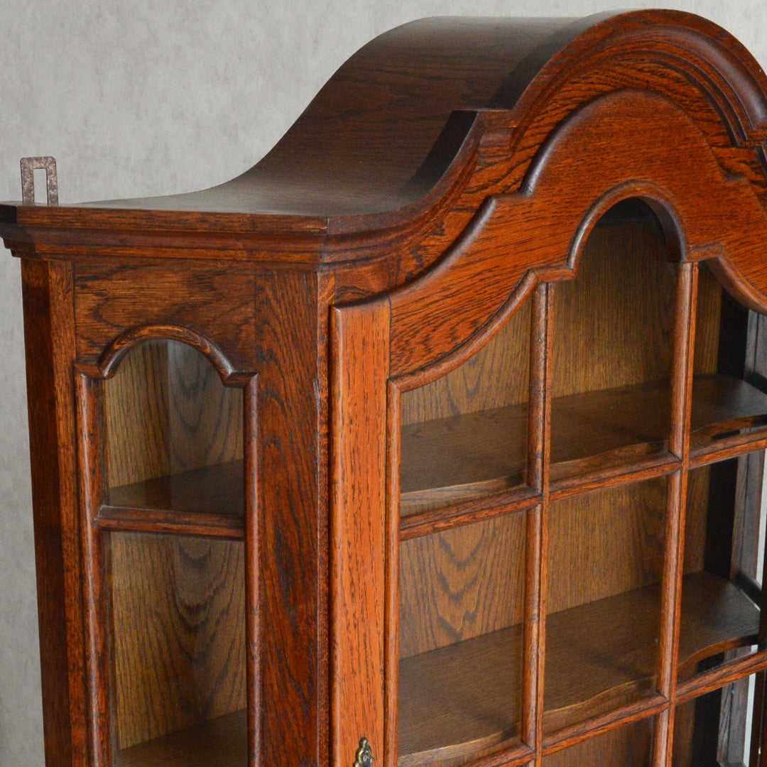 オランダヴィンテージ ウォールガラスキャビネット２(鍵付き）