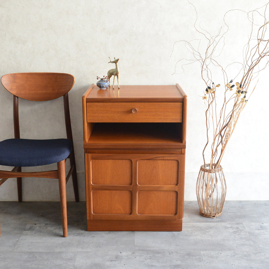 Nathan ネイサン 抽斗付 コンパクトキャビネット/レコードキャビネット95 (天板隔離再塗装済）