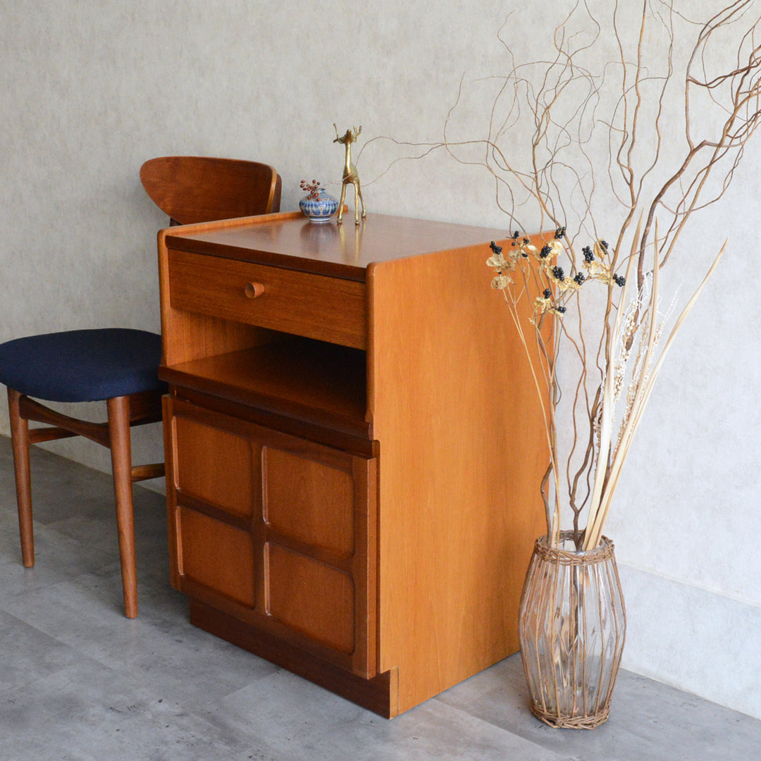 Nathan ネイサン 抽斗付 コンパクトキャビネット/レコードキャビネット95 (天板隔離再塗装済）