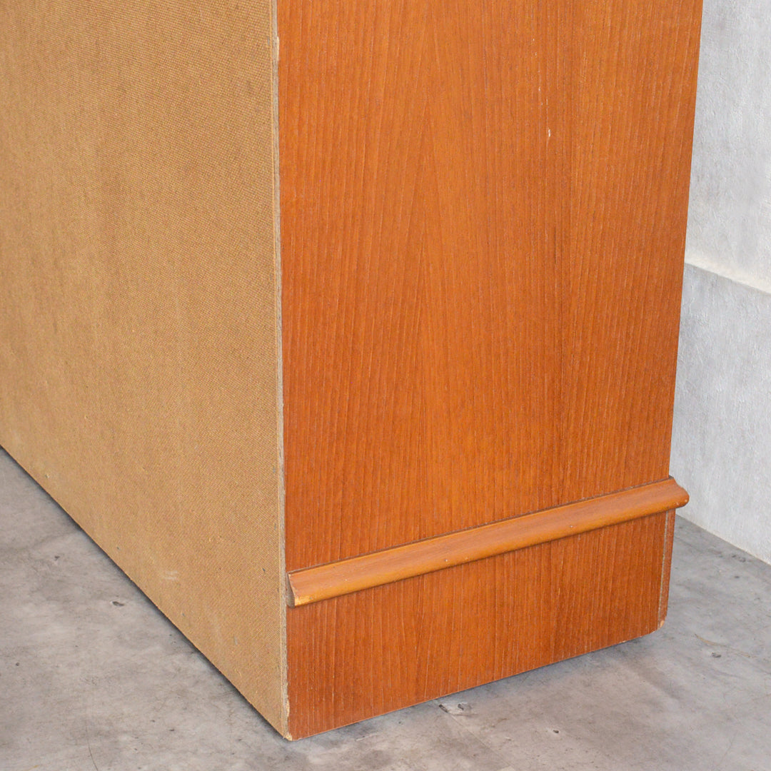 ミッドセンチュリーヴィンテージ チーク ガラスキャビネット 75