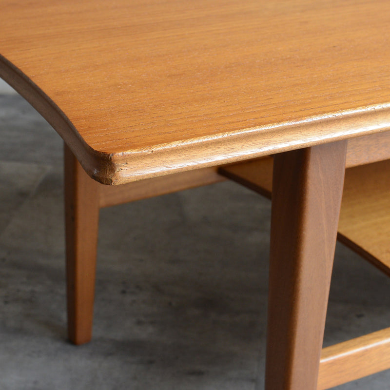 Richard Hornby ローテーブル32(天板剥離再塗装済）