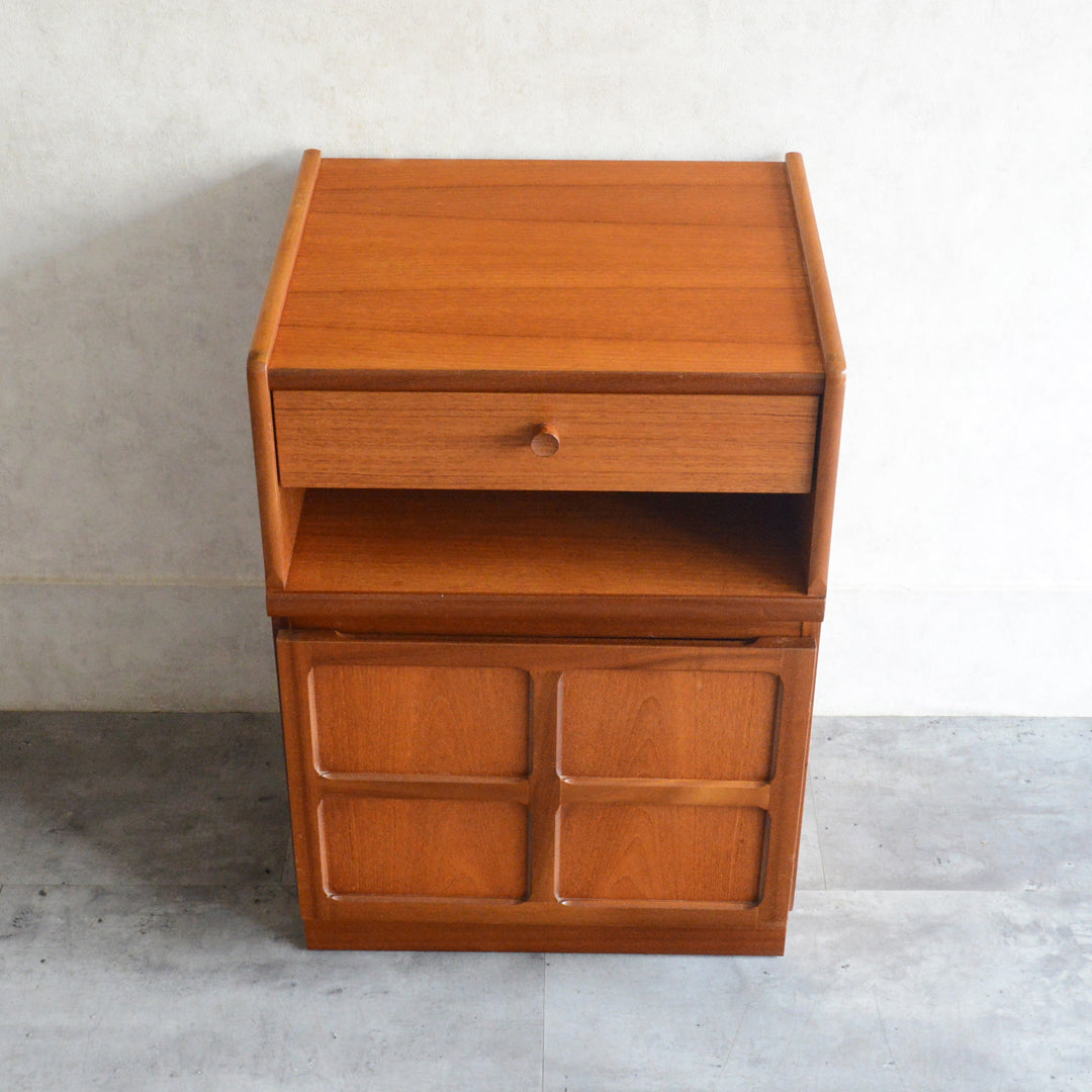 Nathan ネイサン 抽斗付 コンパクトキャビネット/レコードキャビネット95 (天板隔離再塗装済）