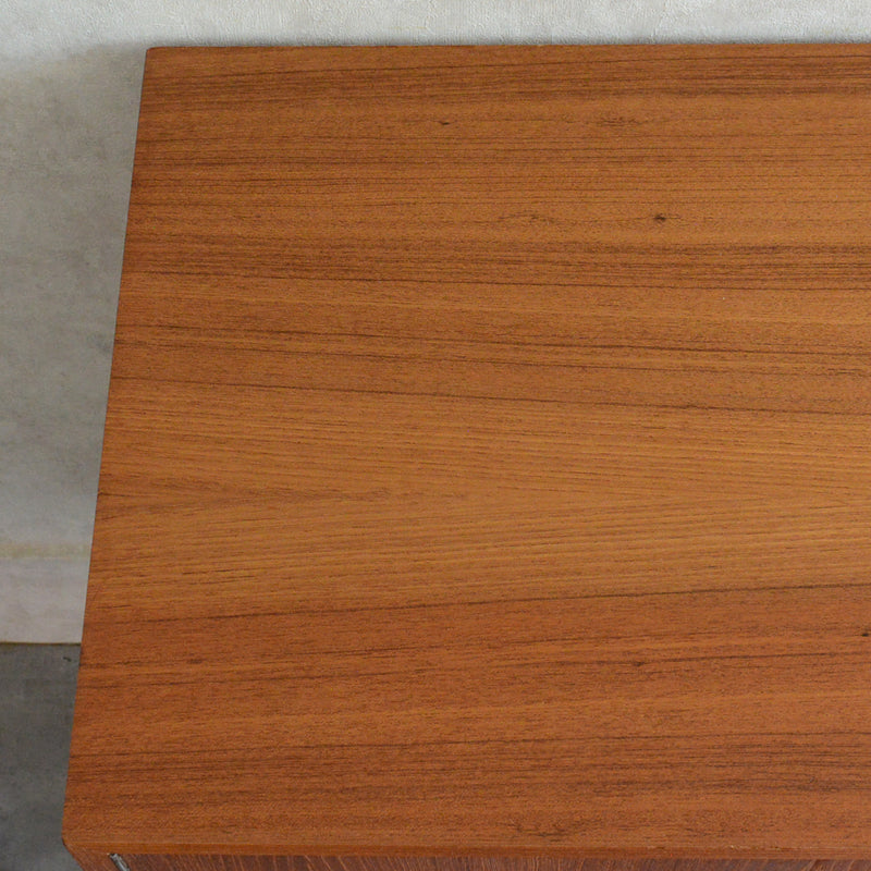 デンマーク ヴィンテージ チーク キャビネット5-83