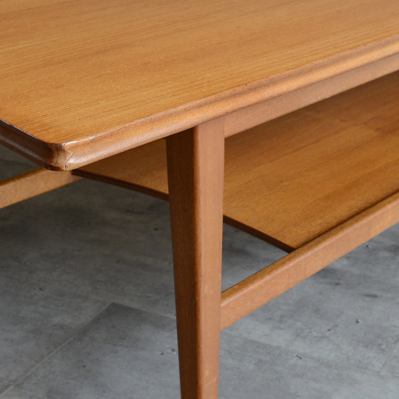 Richard Hornby ローテーブル32(天板剥離再塗装済）