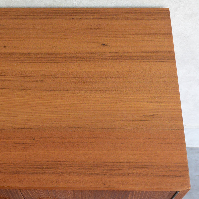 デンマーク ヴィンテージ チーク キャビネット5-83