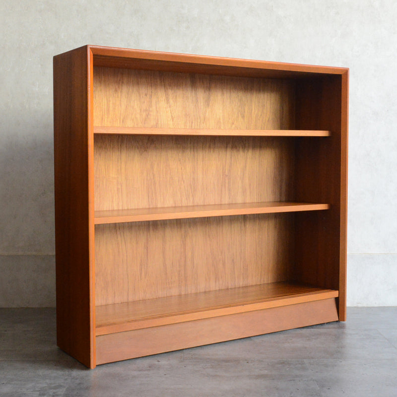 Herbert E. Gibbs ガラスキャビネット 59