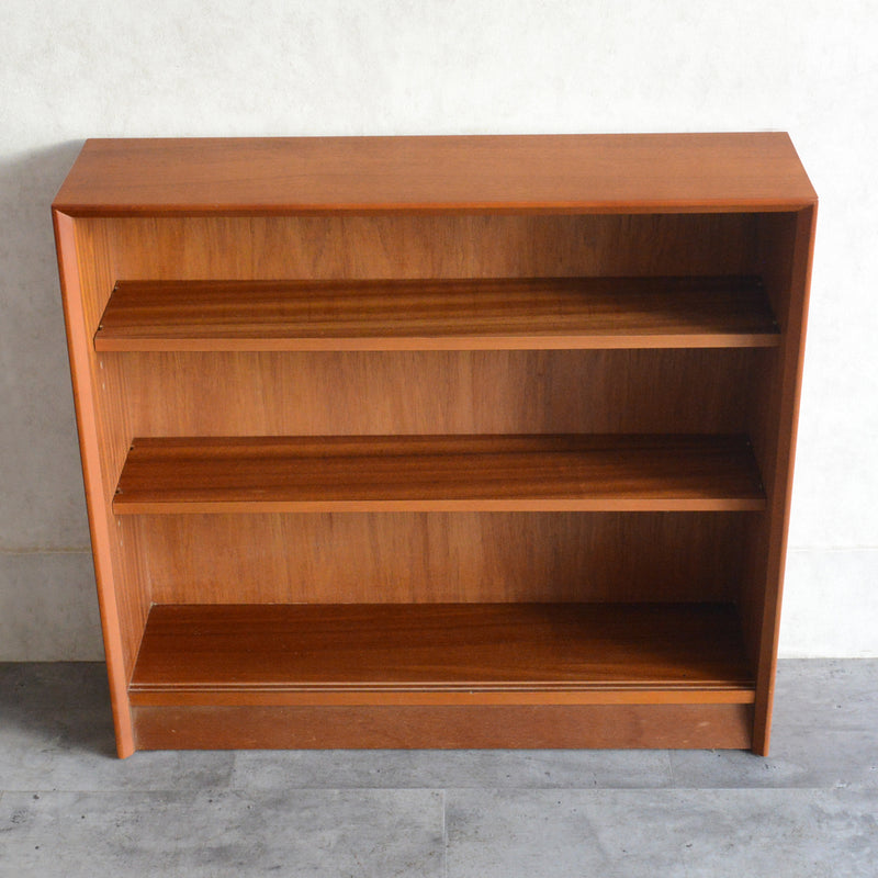 Herbert E. Gibbs ガラスキャビネット 59