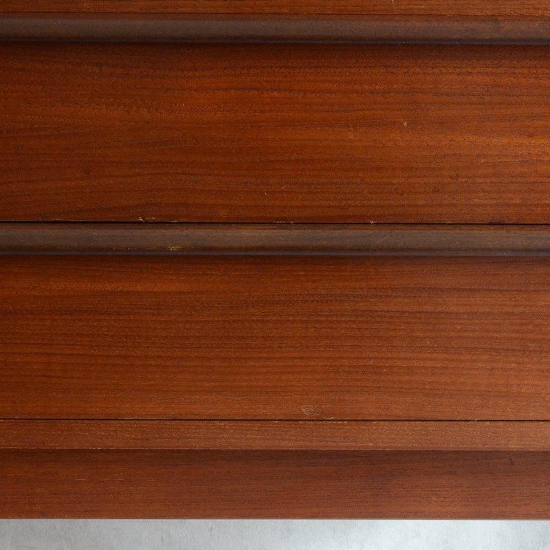 デンマーク ヴィンテージ　チークビューロー 8-21