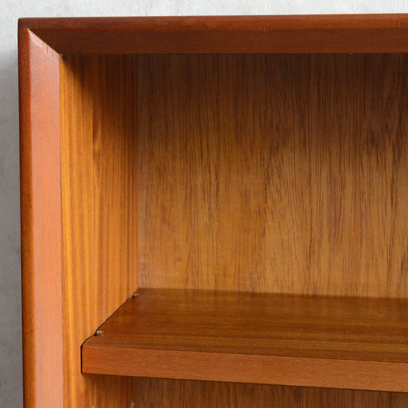 Herbert E. Gibbs ガラスキャビネット 59