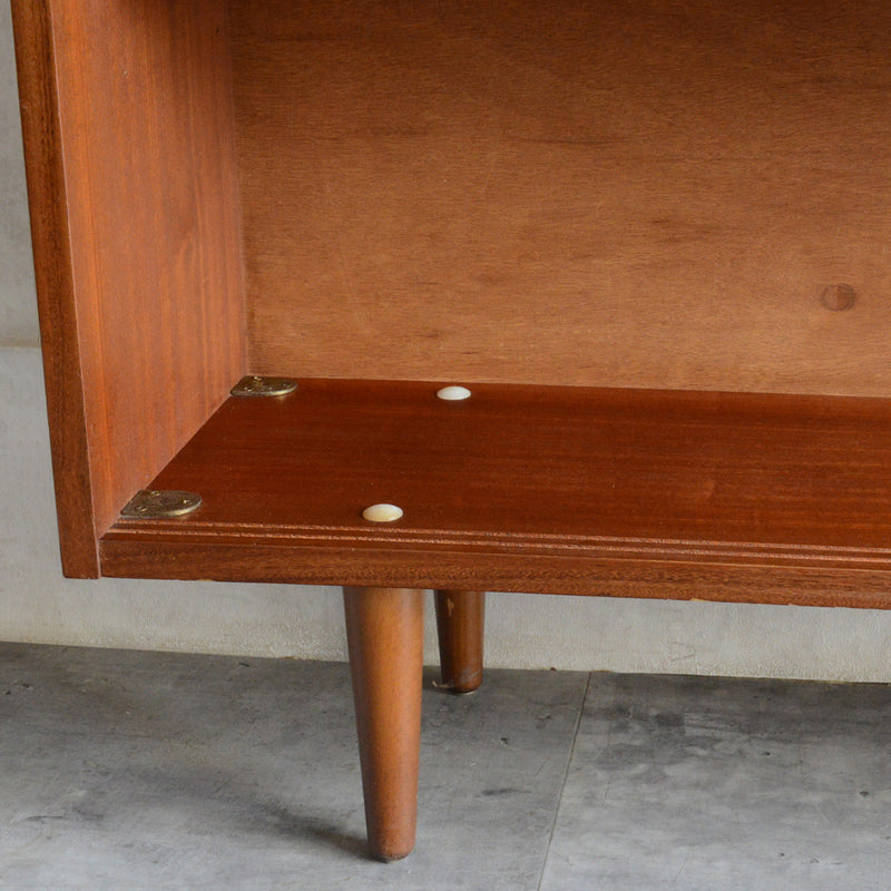 ミッドセンチュリー ヴィンテージ　チーク ガラスキャビネット 99