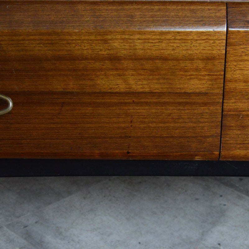 Jentique  ジェンティーク　ガラスキャビネット 52(天板剥離再塗装）