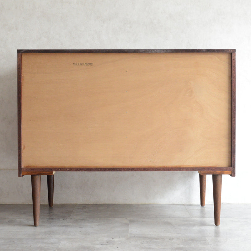 デンマーク ヴィンテージ　ローズウッド サイドボード/キャビネット 8-19