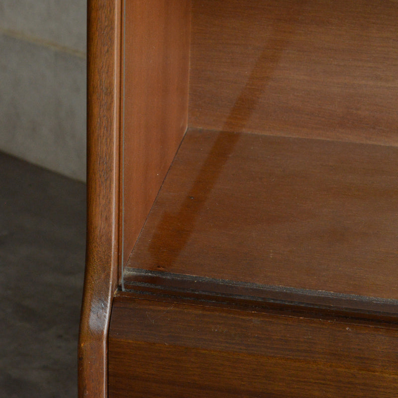 Jentique  ジェンティーク　ガラスキャビネット 52(天板剥離再塗装）