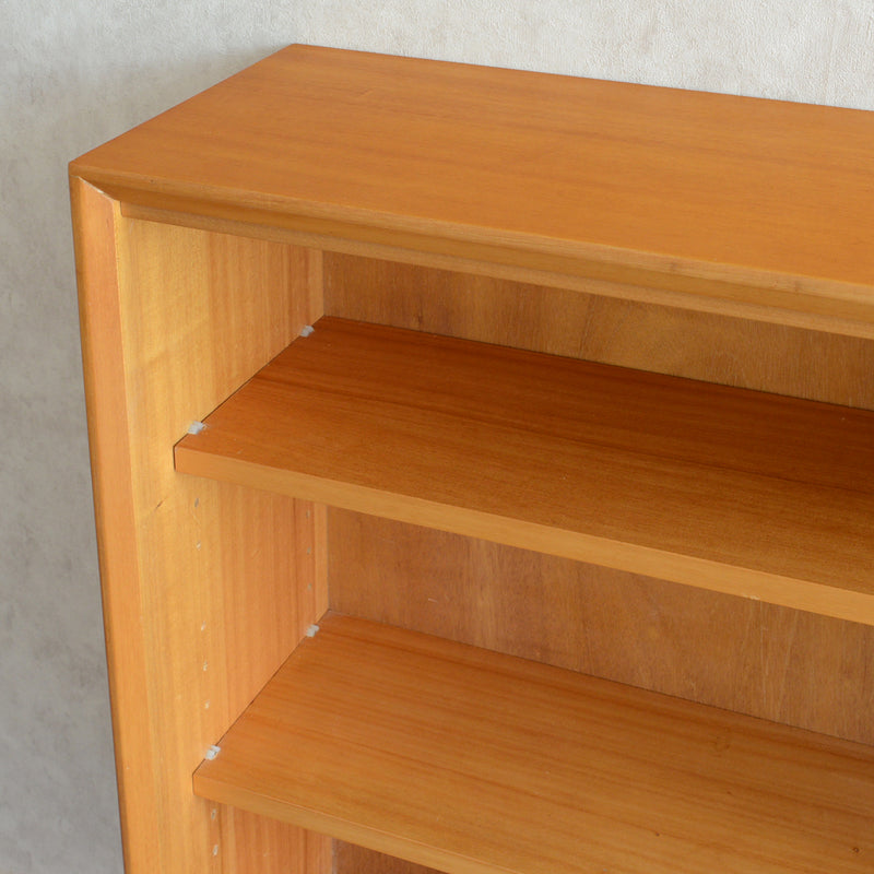 Herbert E. Gibbs（ハーバートE.ギブス） ガラスキャビネット 41 (ヘアピンレッグ）