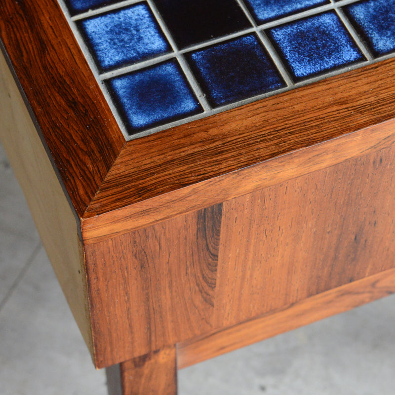 デンマークヴィンテージ ブルータイルトップ ローズウッドチェスト6-73
