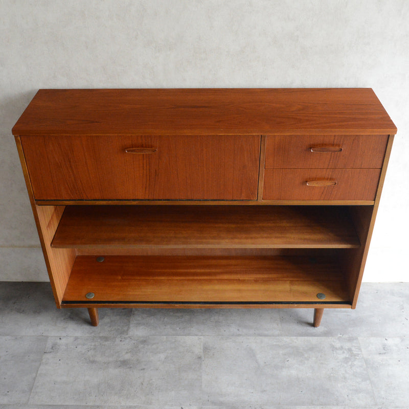 AVALONアバロン ガラスキャビネット56  (抽斗・フラップ扉付）