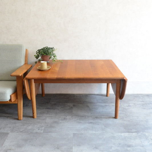 Hans J. Wegner GE82/85  拡張式オークローテーブル8-49