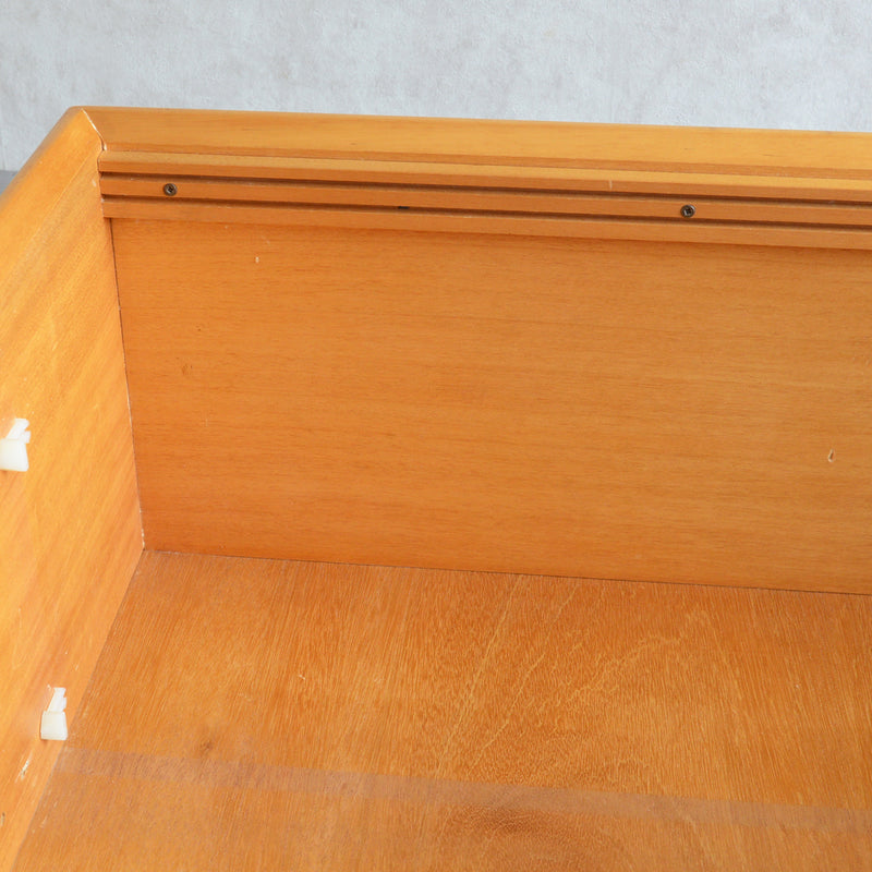 Herbert E. Gibbs（ハーバートE.ギブス） ガラスキャビネット 41 (ヘアピンレッグ）