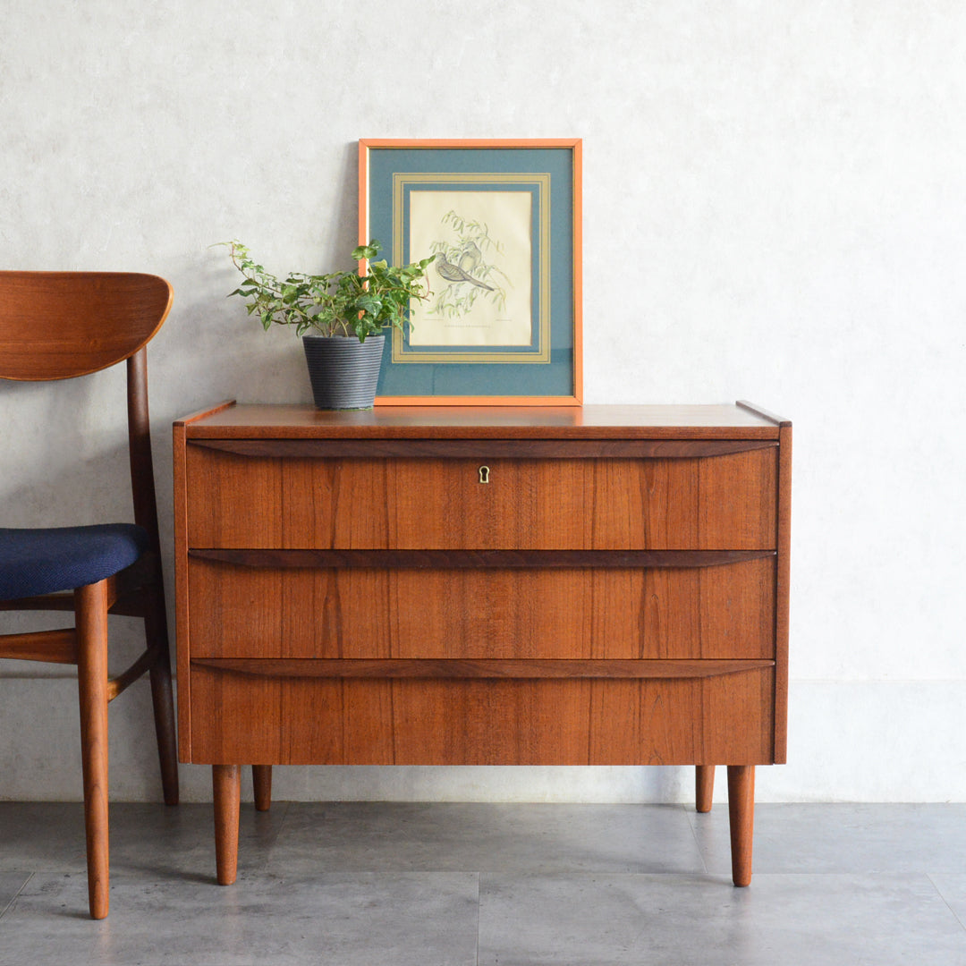 デンマークヴィンテージ  チーク３段チェスト5-148