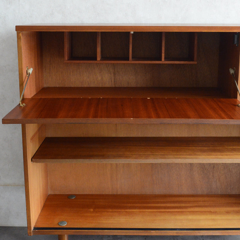 AVALONアバロン ガラスキャビネット56  (抽斗・フラップ扉付）