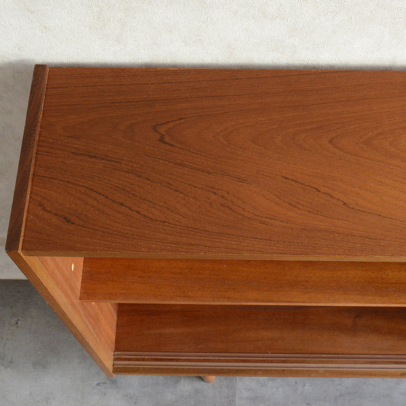 ミッドセンンチュリー ヴィンテージ　ガラスキャビネット 98(木扉付）