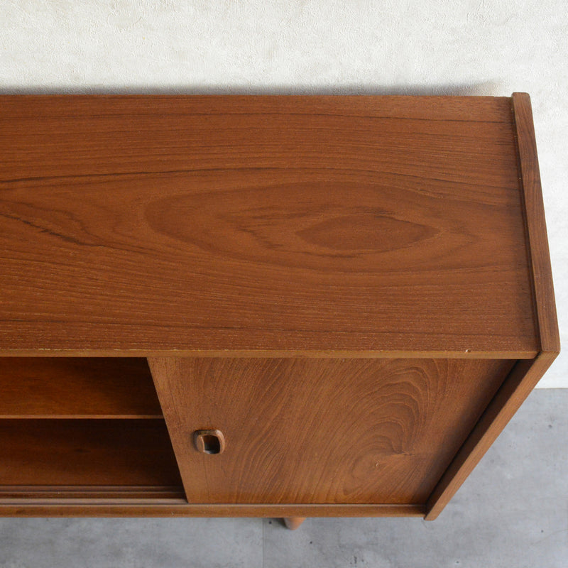 ミッドセンンチュリー ヴィンテージ　ガラスキャビネット 98(木扉付）